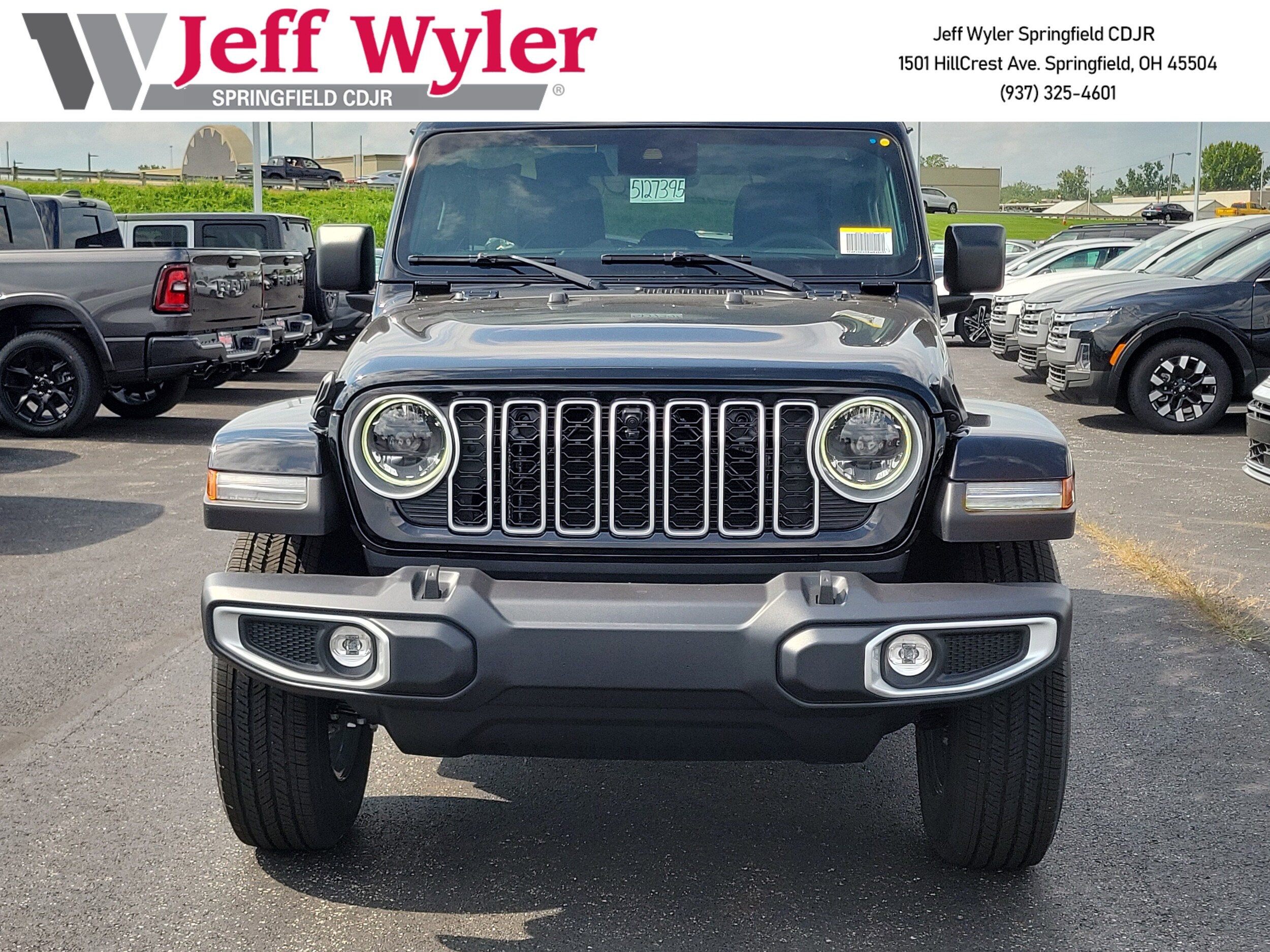 2025 Jeep Wrangler Sahara photo 2