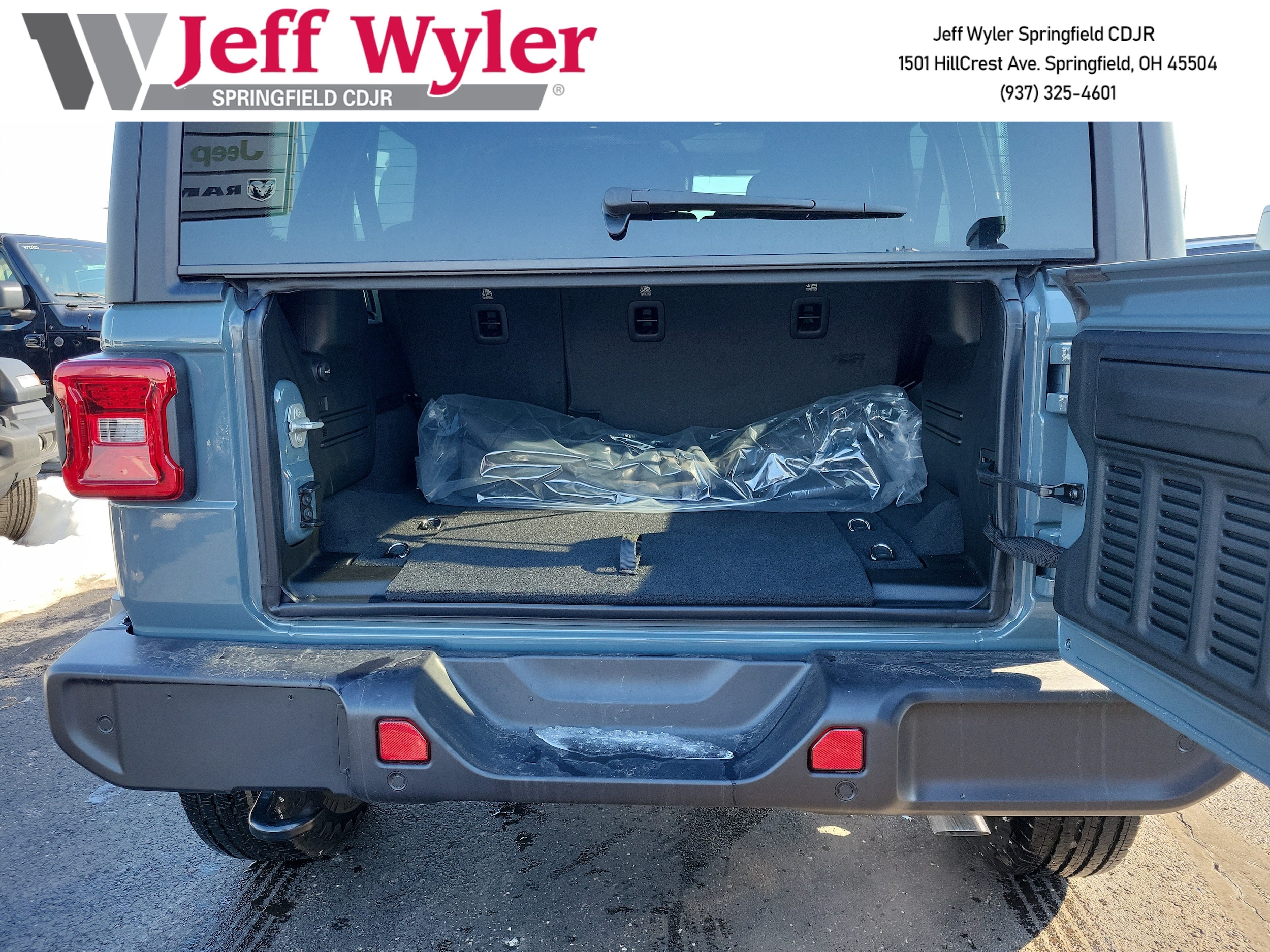 2025 Jeep Wrangler 4-Door Sport S - Photo 7