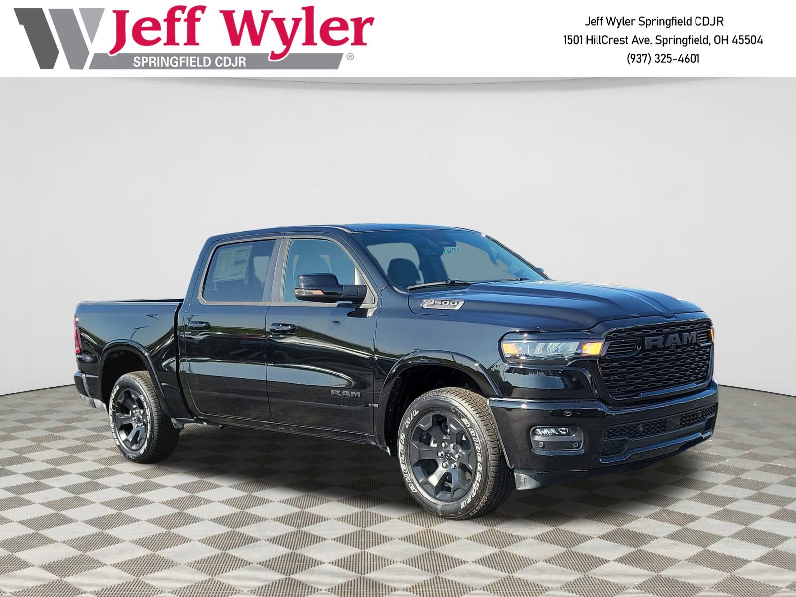 2025 Ram 1500 BIG HORN CREW CAB 4X4 5'7 BOX