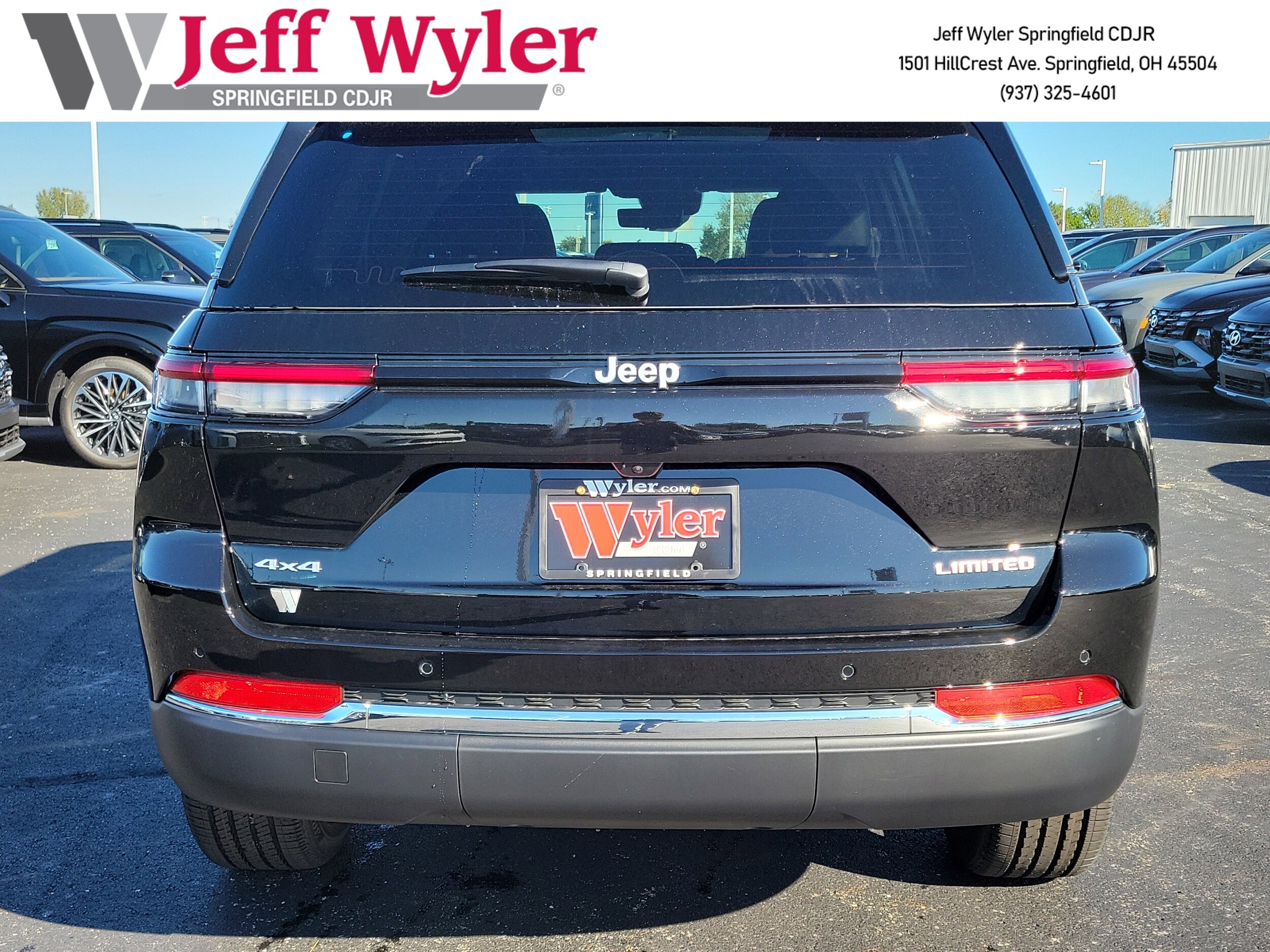 2025 Jeep Grand Cherokee Limited photo 4