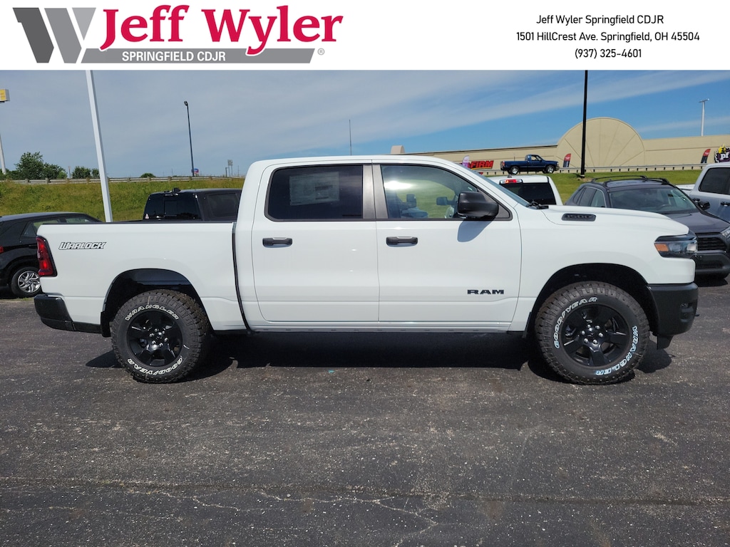 New 2026 Ram 1500 WARLOCK CREW CAB 4X4 5'7 BOX Pickup