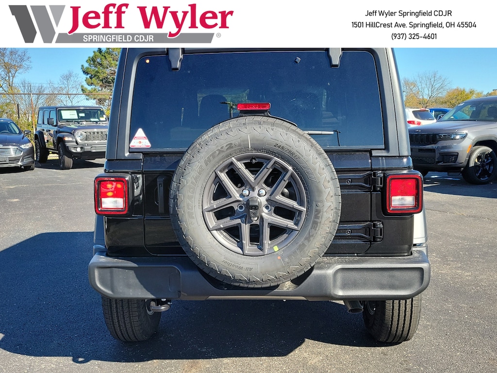 New 2026 Jeep Wrangler 4-DOOR SPORT S Sport Utility