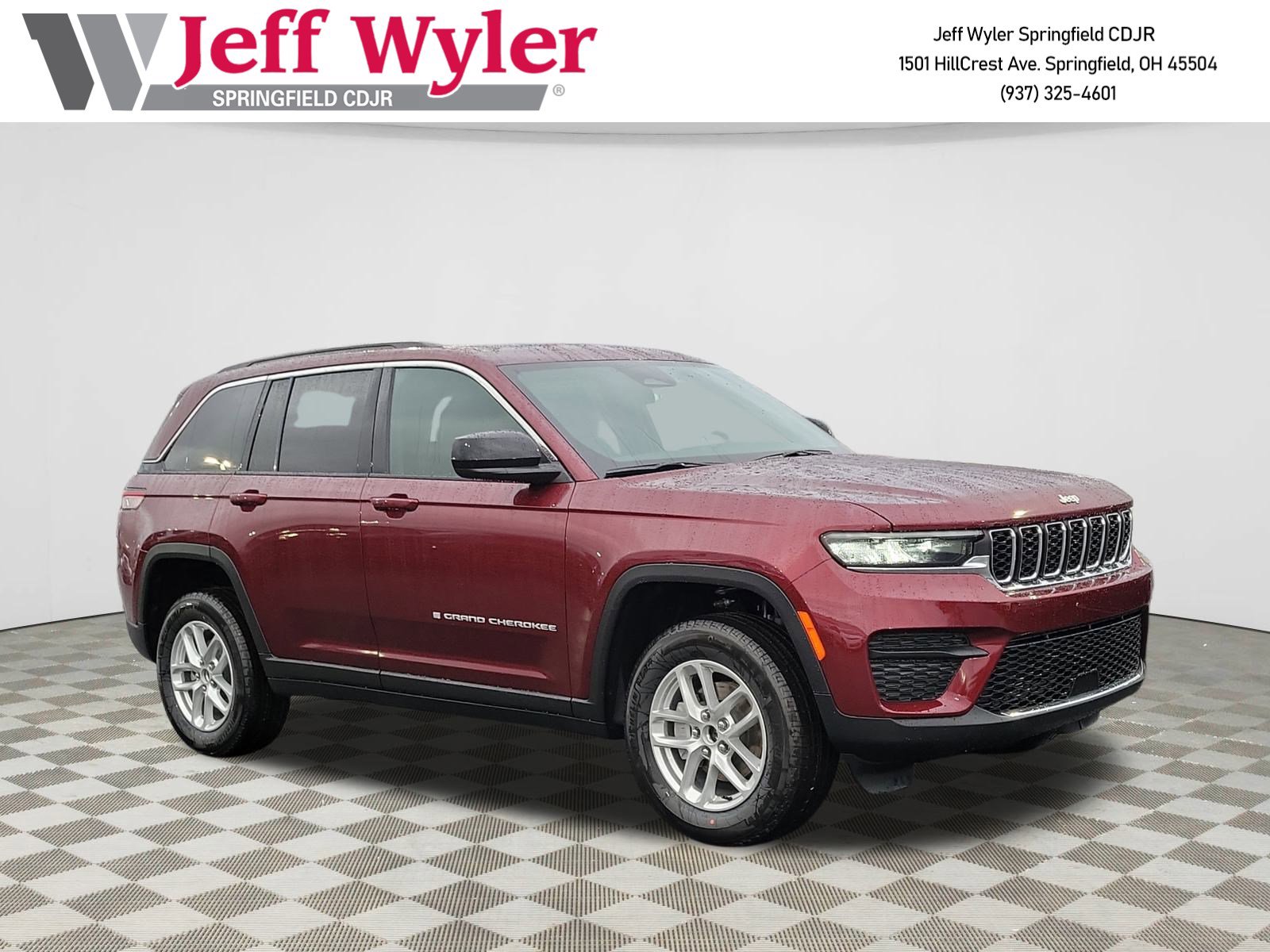 2025 Jeep Grand Cherokee Laredo's photo
