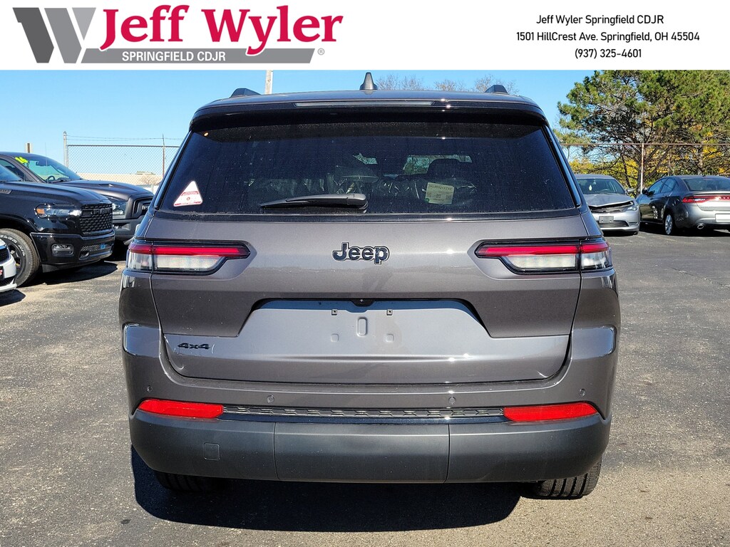 New 2025 Jeep Grand Cherokee L ALTITUDE X 4X4 Sport Utility