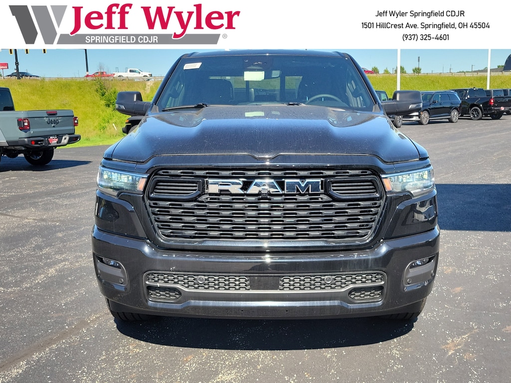 New 2026 Ram 1500 BIG HORN CREW CAB 4X4 5'7 BOX Pickup