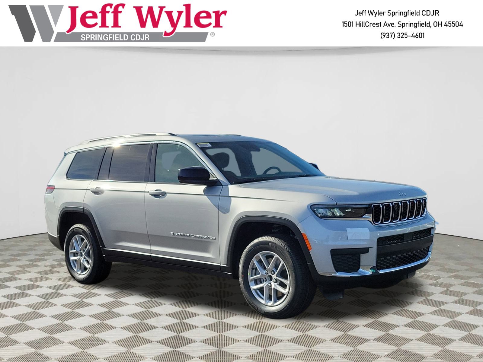 2025 Jeep Grand Cherokee L Laredo's photo