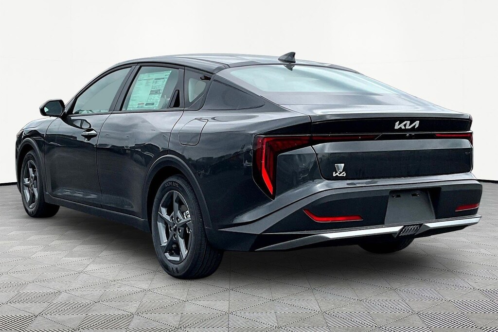 New 2026 Kia K4 LXS Sedan