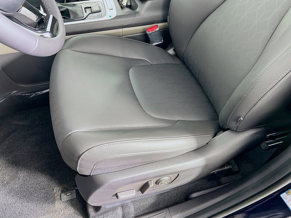 New 2026 Kia Carnival LXS Van Passenger Van