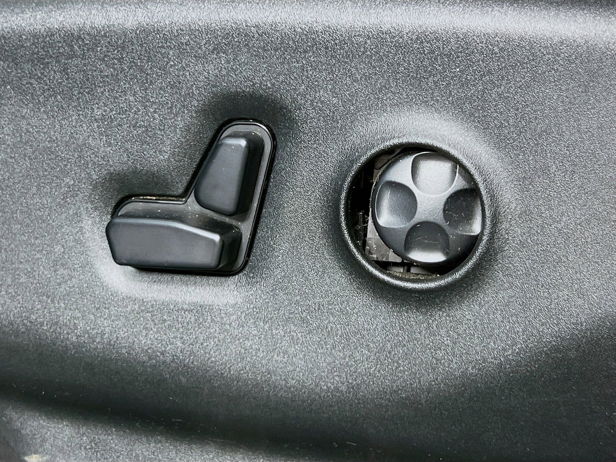 2018 Chrysler Pacifica Touring Plus photo 4