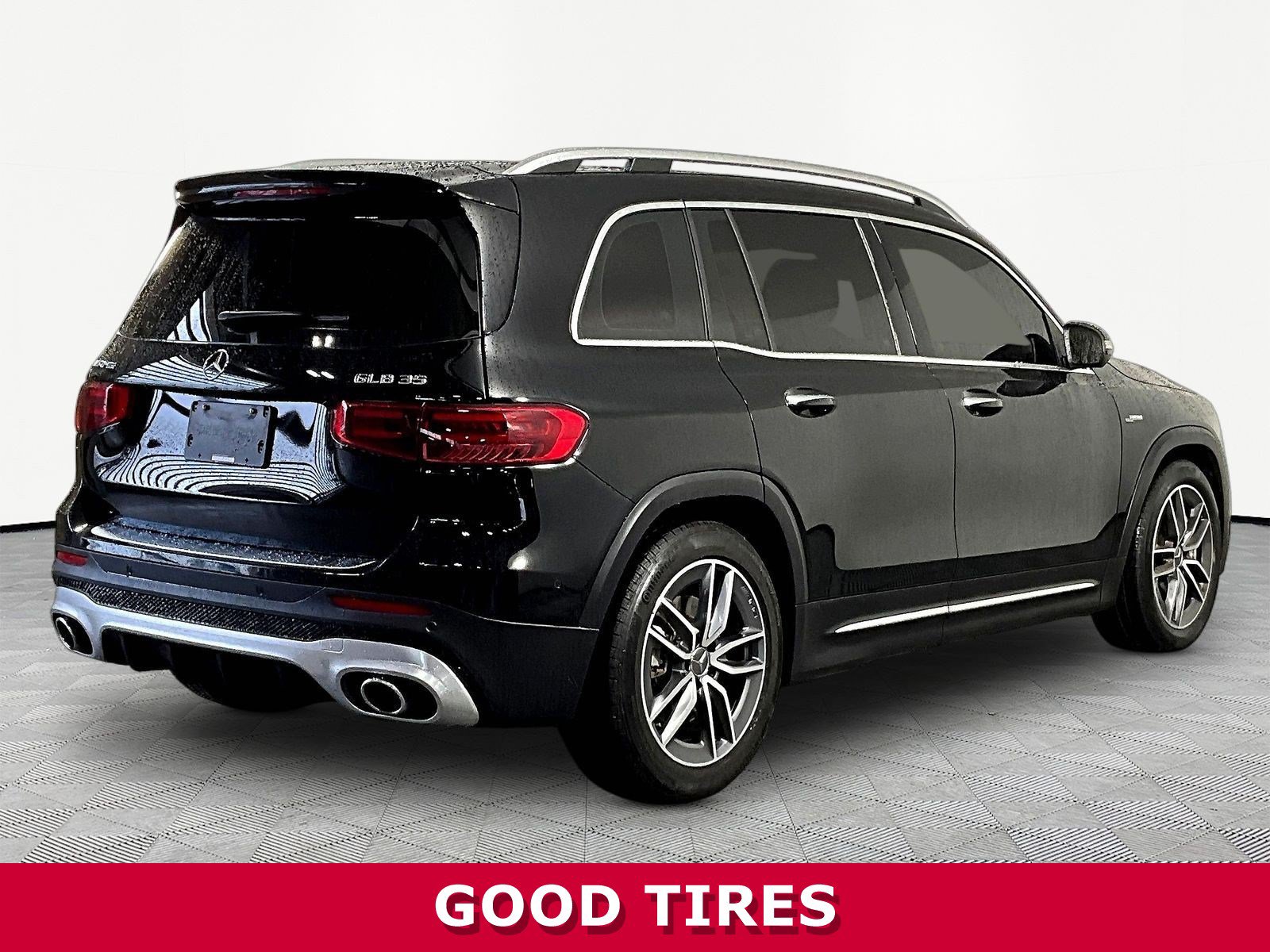 2025 Mercedes-Benz GLB GLB35 AMG - Photo 8