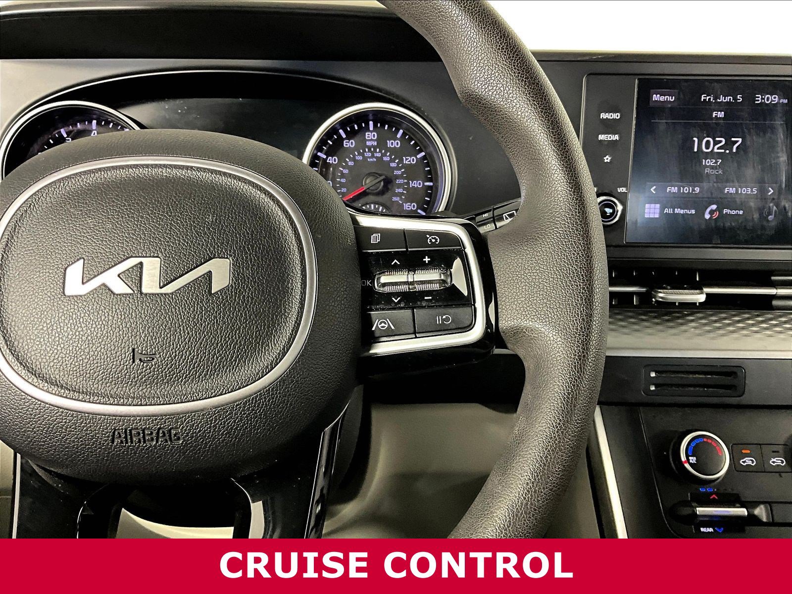 2022 Kia Carnival LX - Photo 12