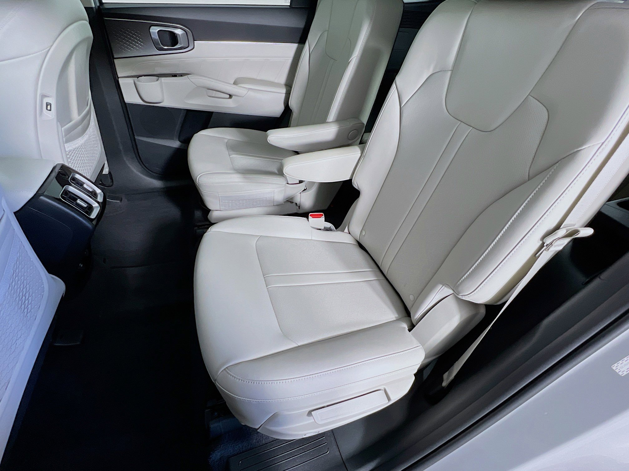 2022 Kia Sorento SX photo 4