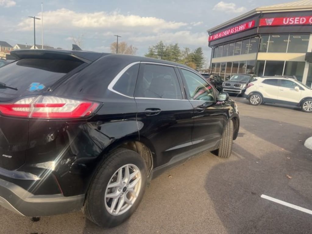 Used 2024 Ford Edge SEL SUV