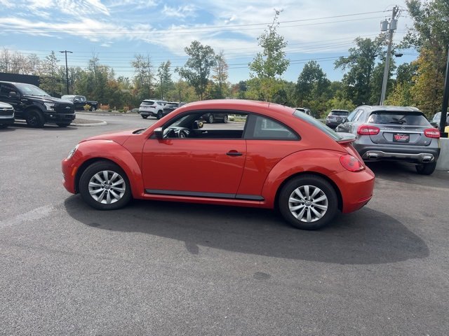 2016 Volkswagen Beetle 1.8T S photo 3