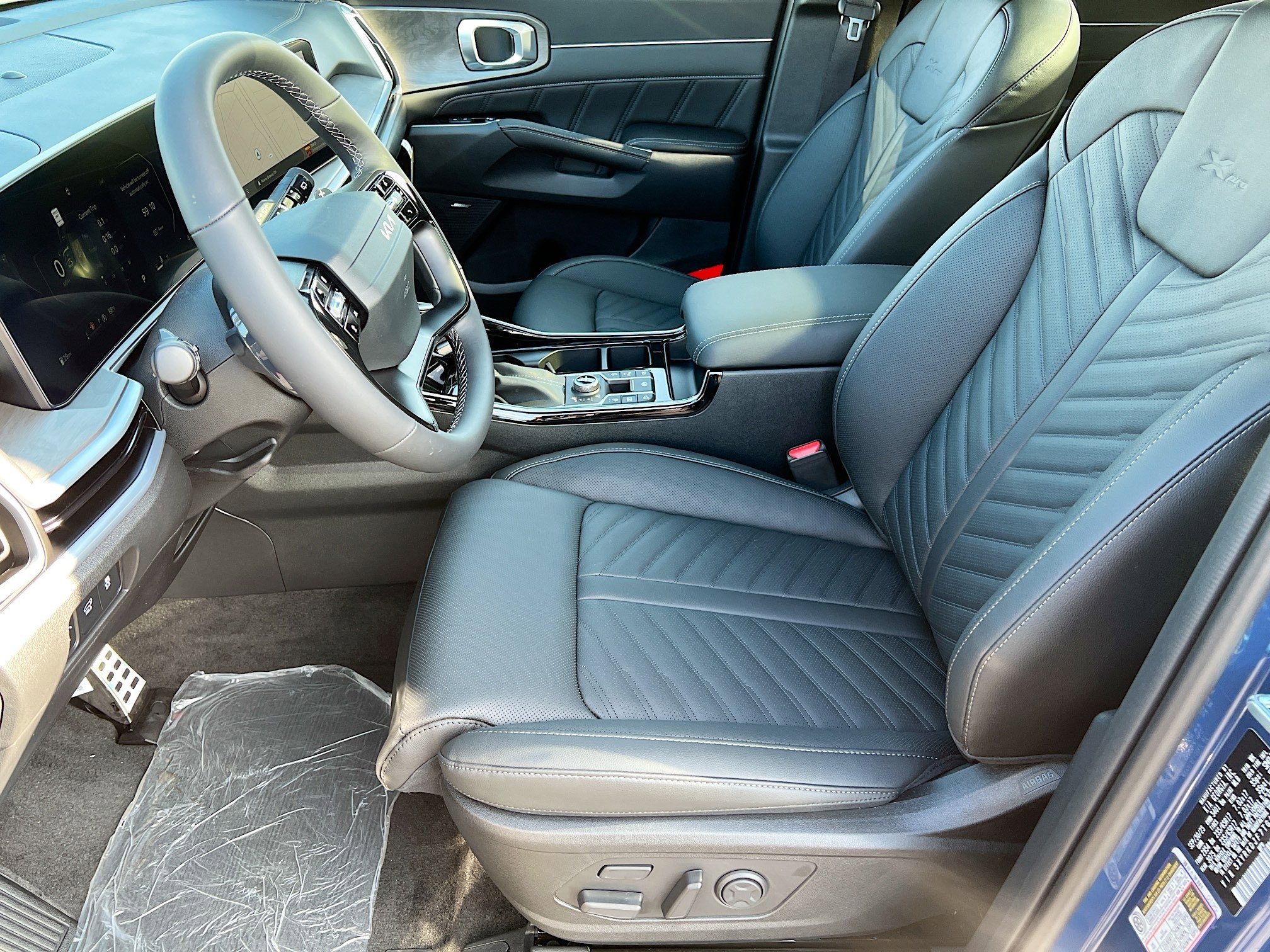 2026 Kia Sorento X-Pro SX Prestige photo 2