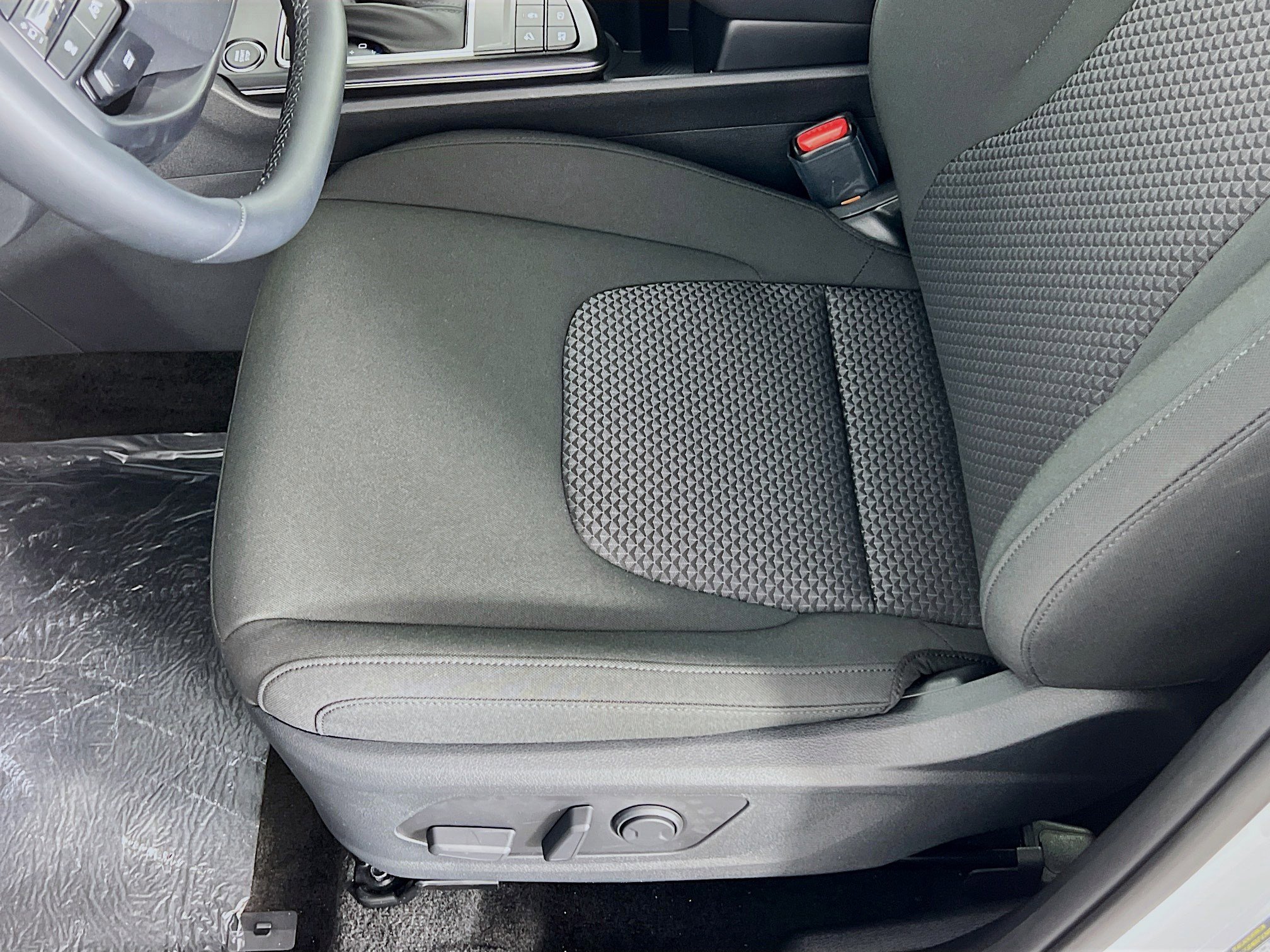2026 Kia Sportage LX photo 4