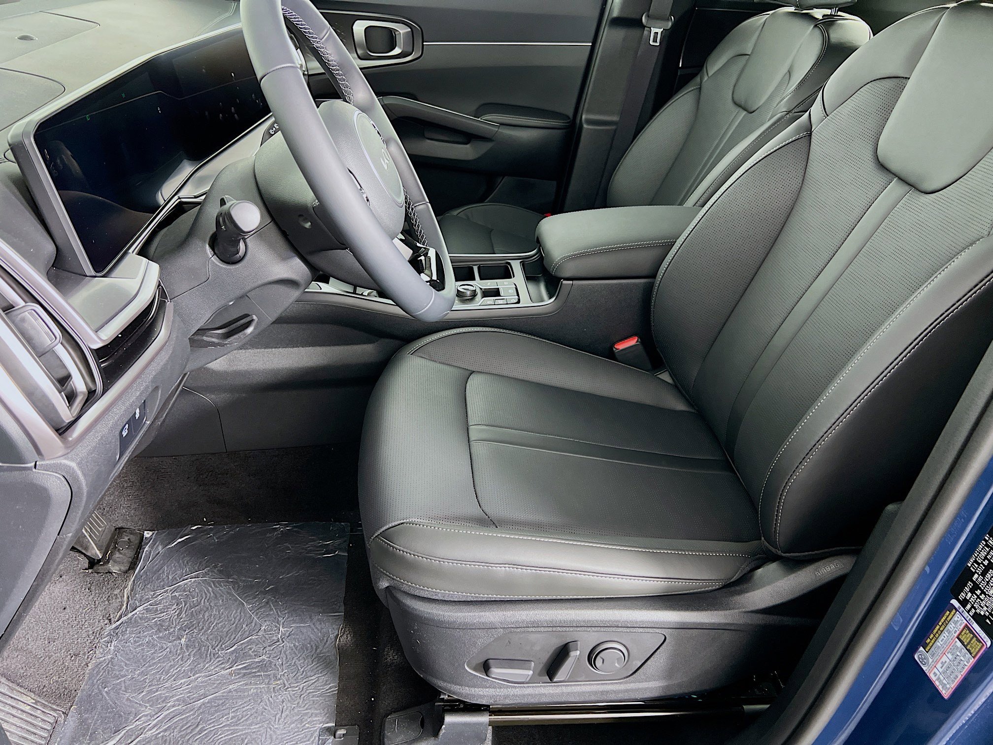 2025 Kia Sorento EX photo 3
