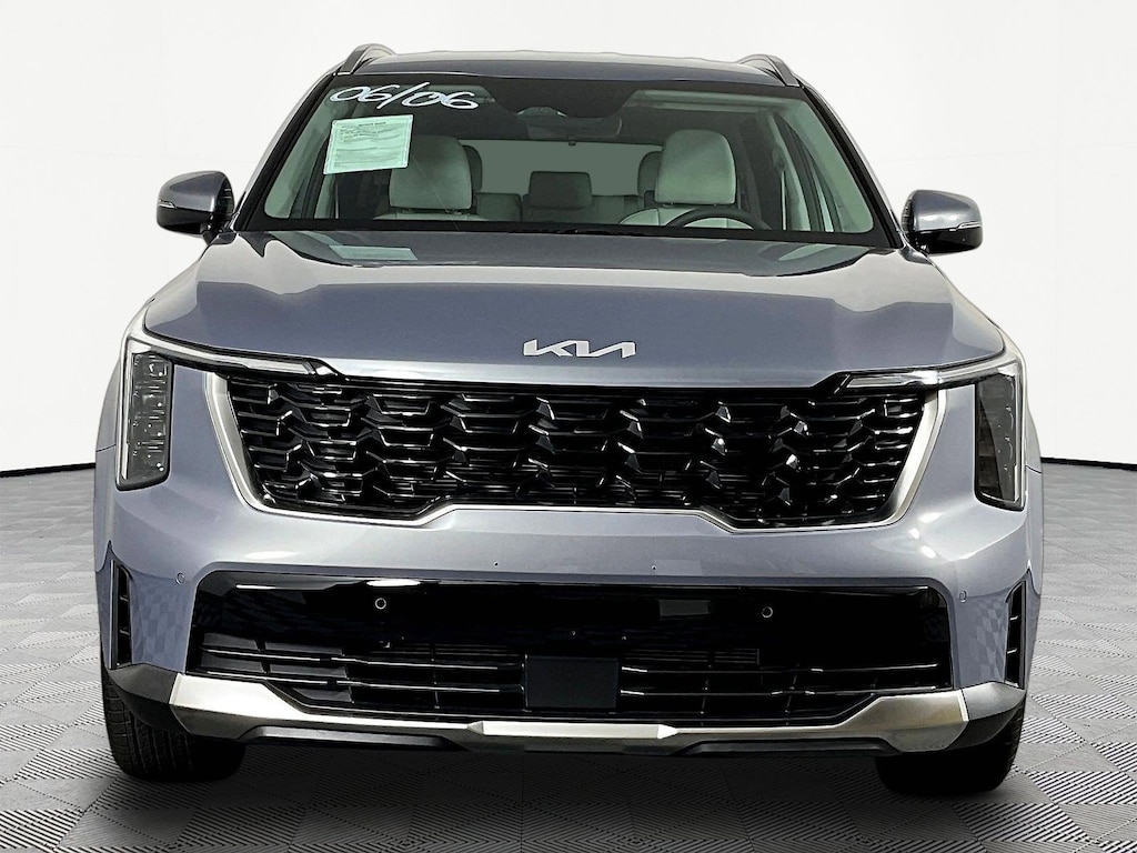 Used 2025 Kia Sorento S SUV