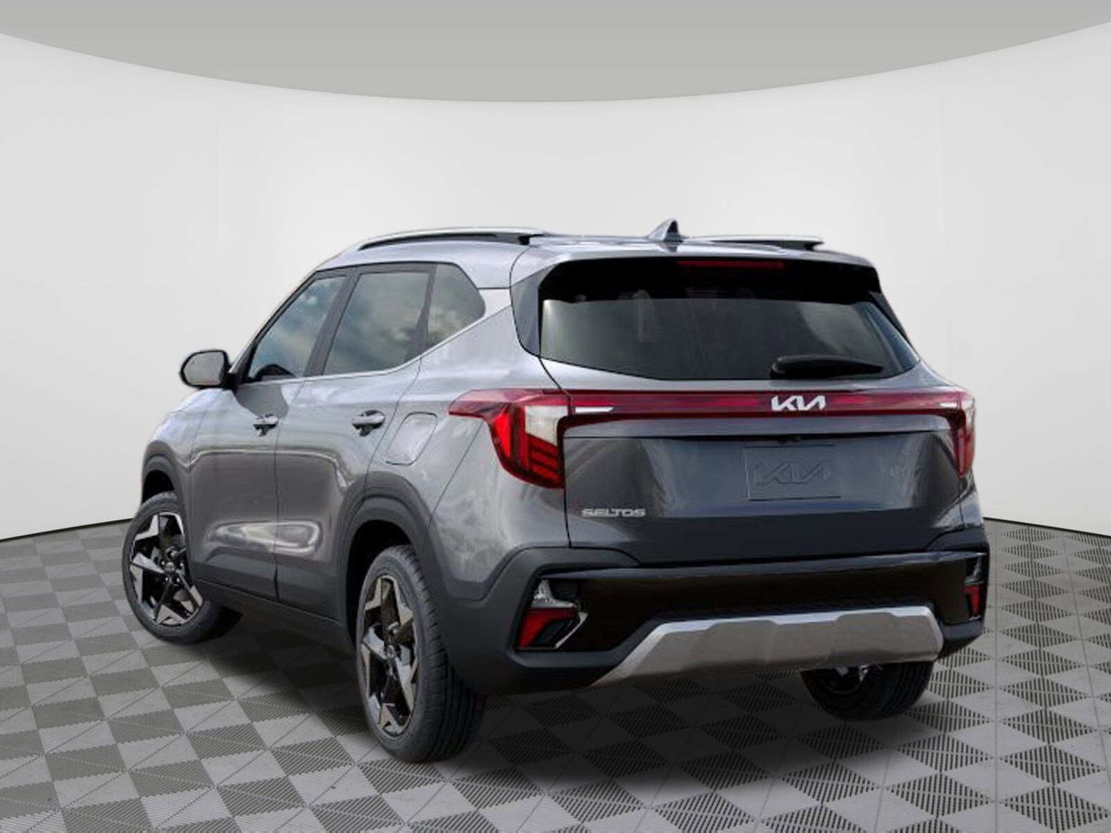 2026 Kia Seltos EX photo 4
