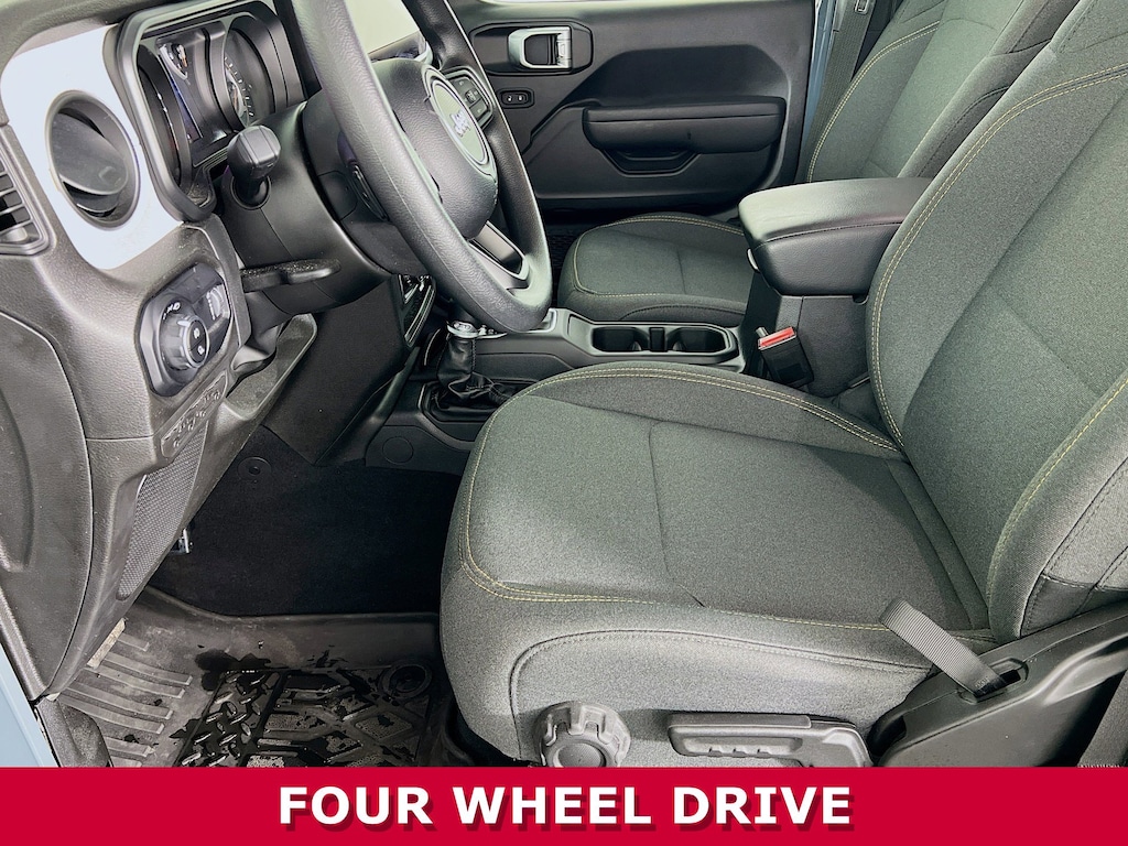 Used 2025 Jeep Gladiator Nighthawk Truck Crew Cab