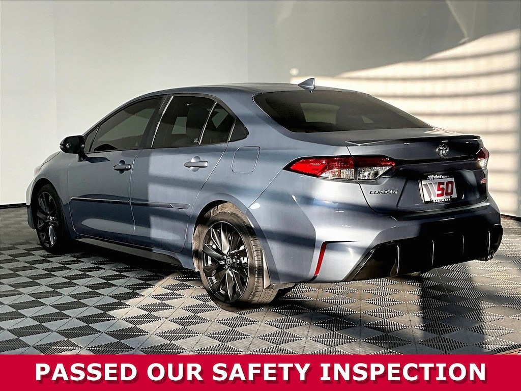 Used 2023 Toyota Corolla SE Sedan