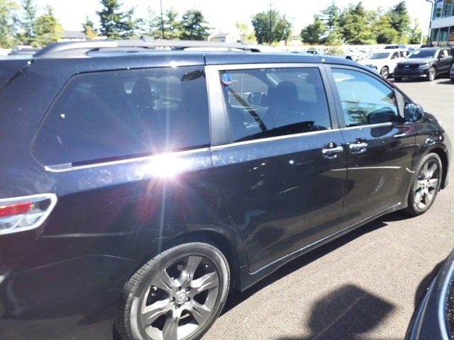 Used 2015 Toyota Sienna SE with VIN 5TDXK3DC9FS561446 for sale in Batavia, OH