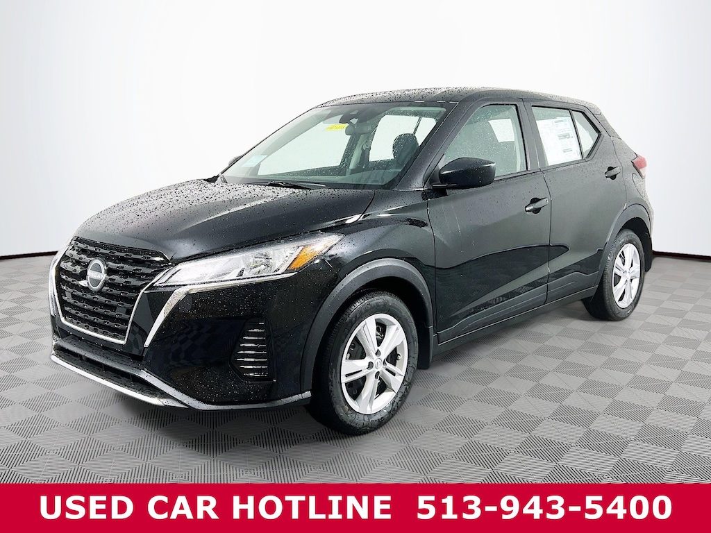 Used 2025 Nissan Kicks Play S SUV