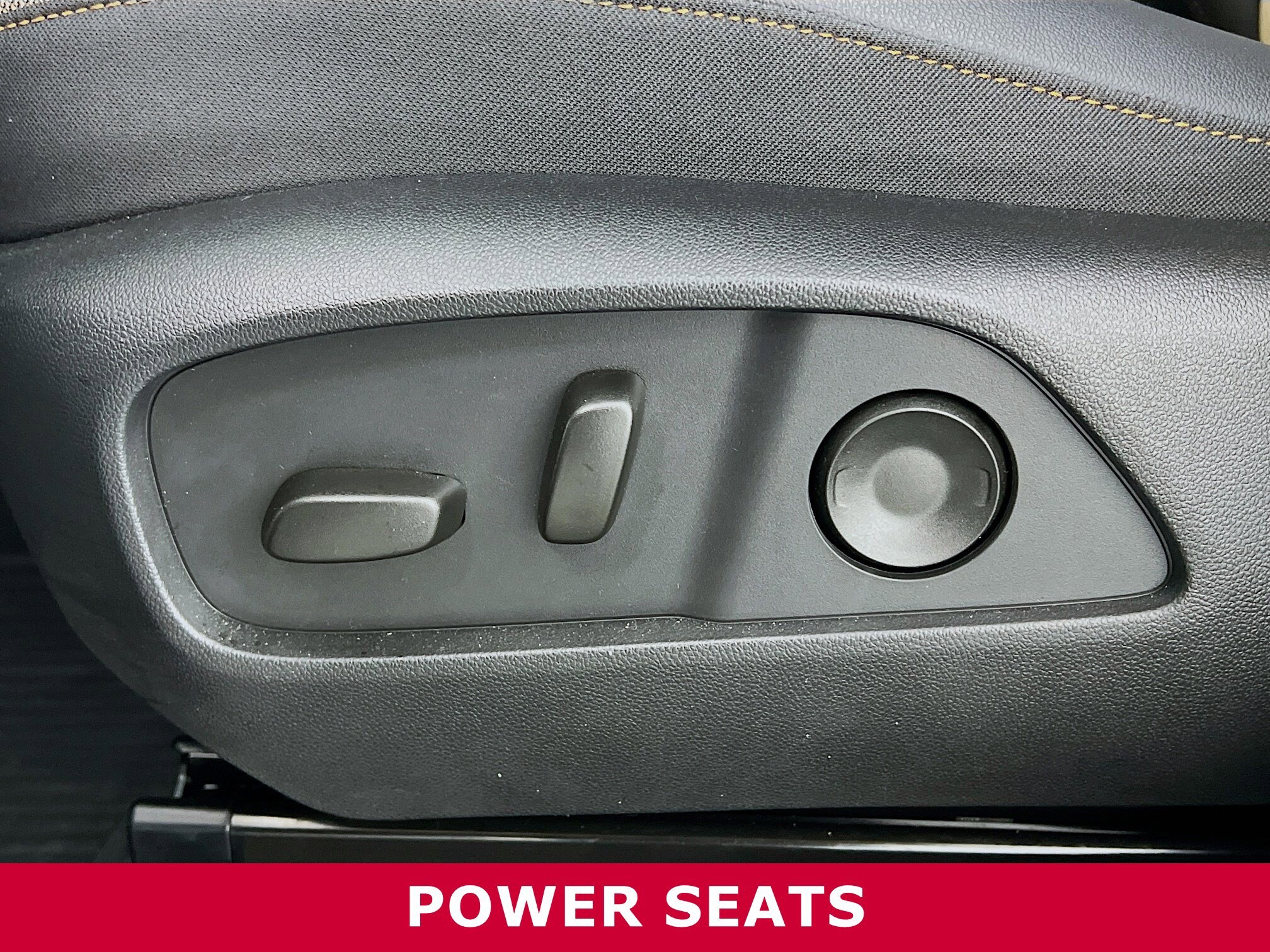 2026 Chevrolet Equinox ACTIV photo 2