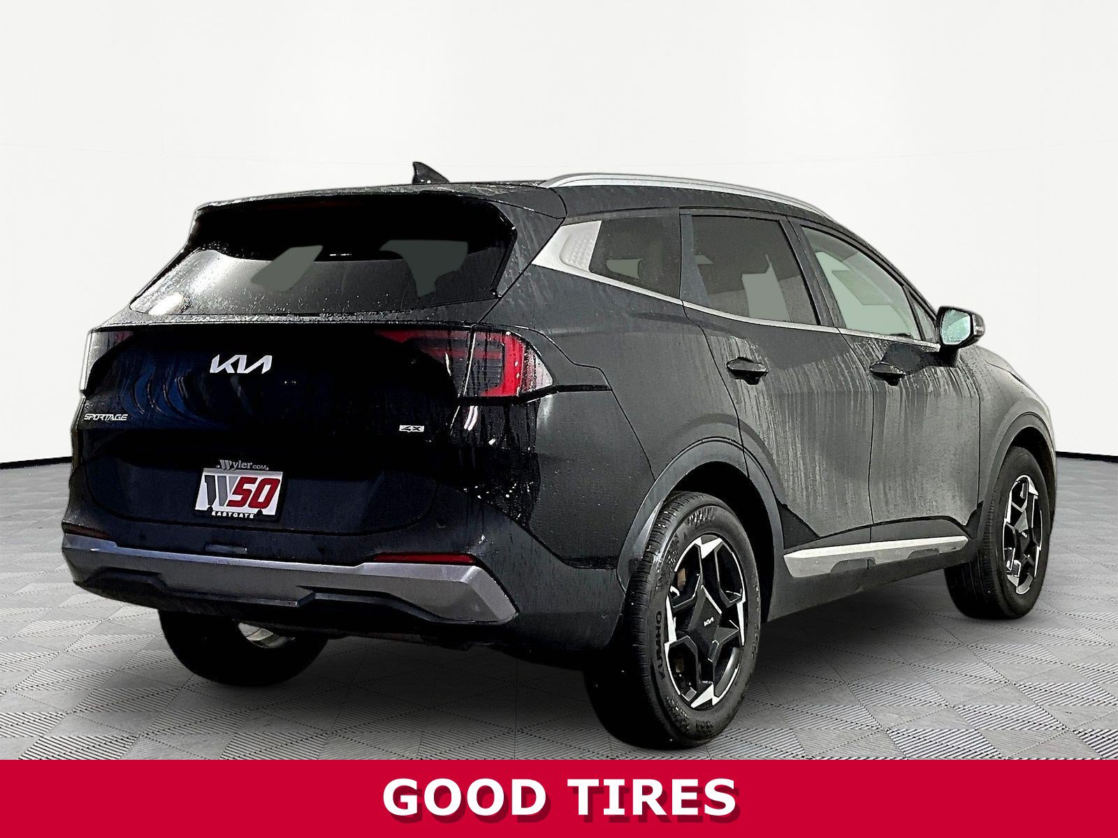 2026 Kia Sportage EX - Photo 8