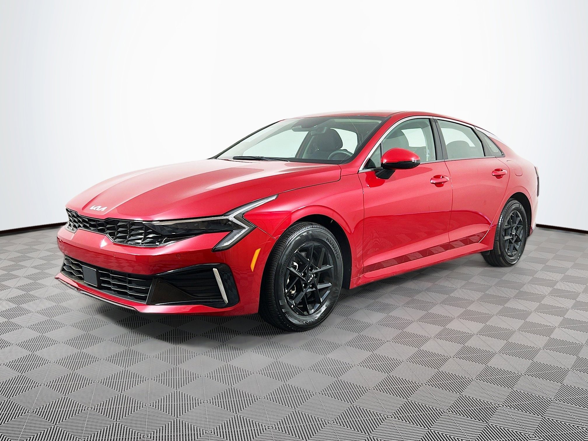 2025 Kia K5 LXS photo 2