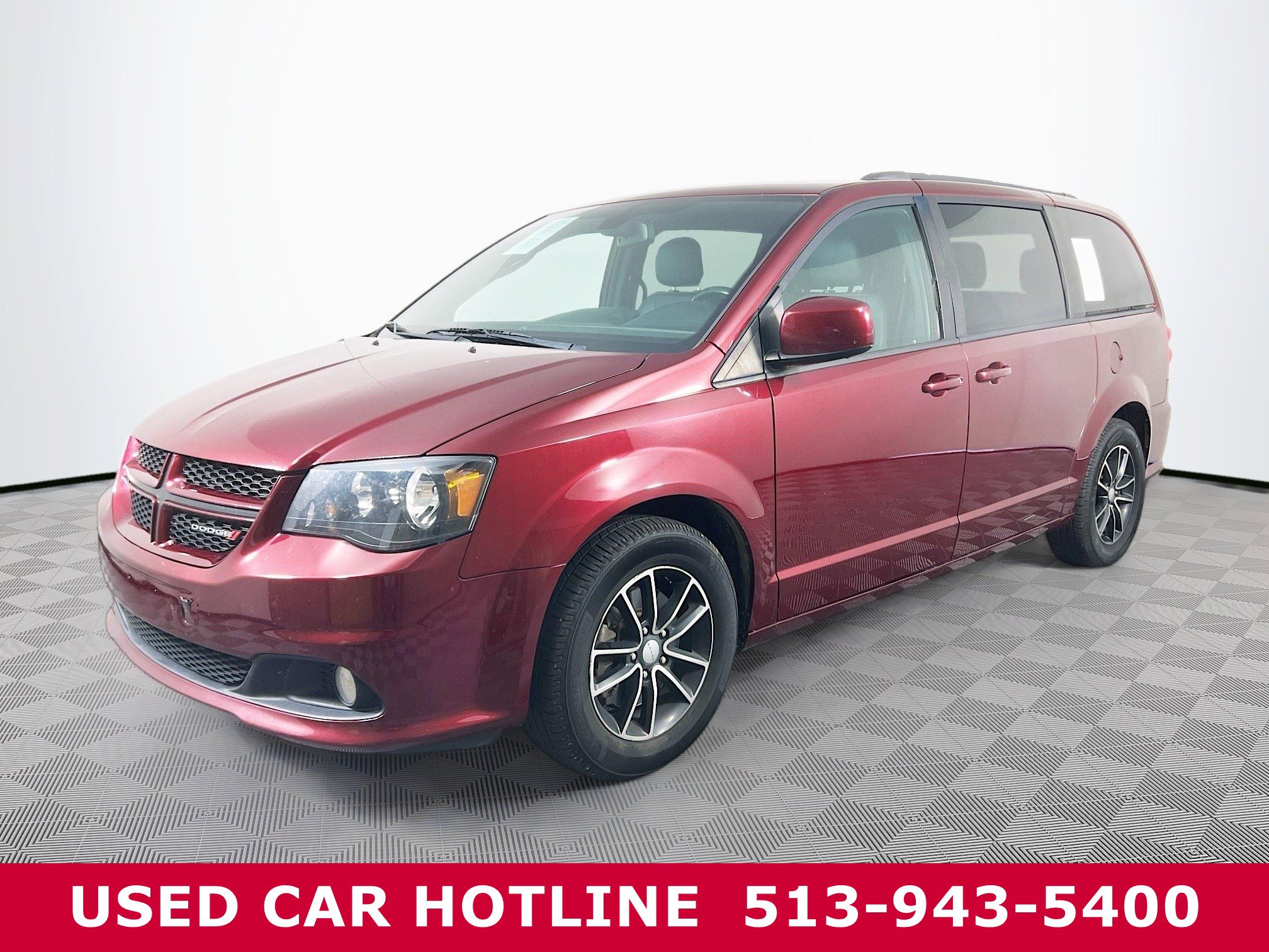 Used 2019 Dodge Grand Caravan GT with VIN 2C4RDGEG4KR562986 for sale in Batavia, OH