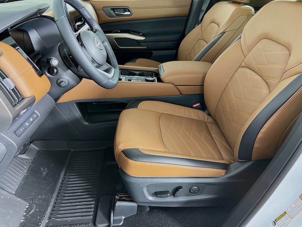 New 2025 Nissan Pathfinder Platinum SUV