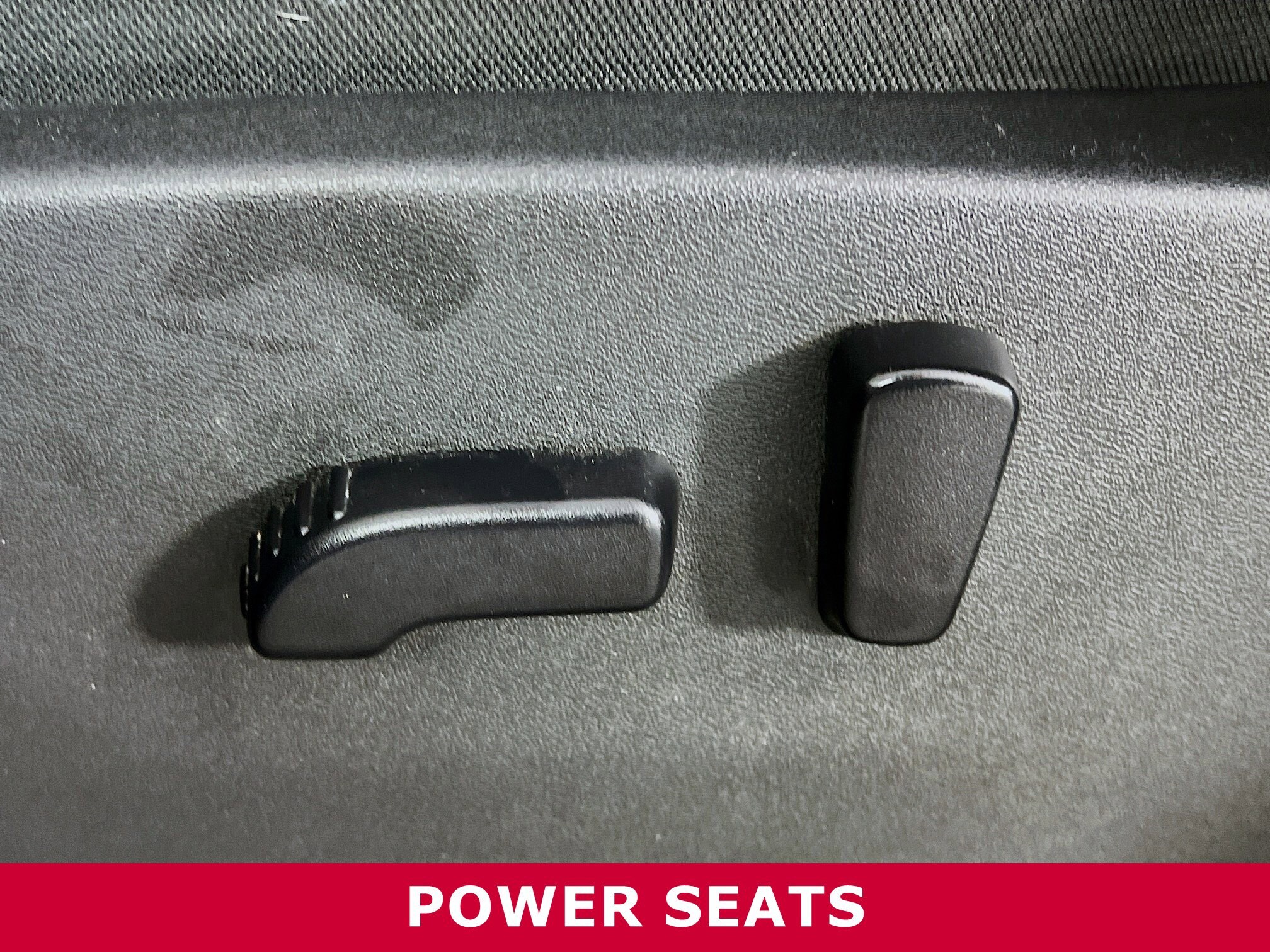 2022 Nissan Frontier PRO-4X photo 4