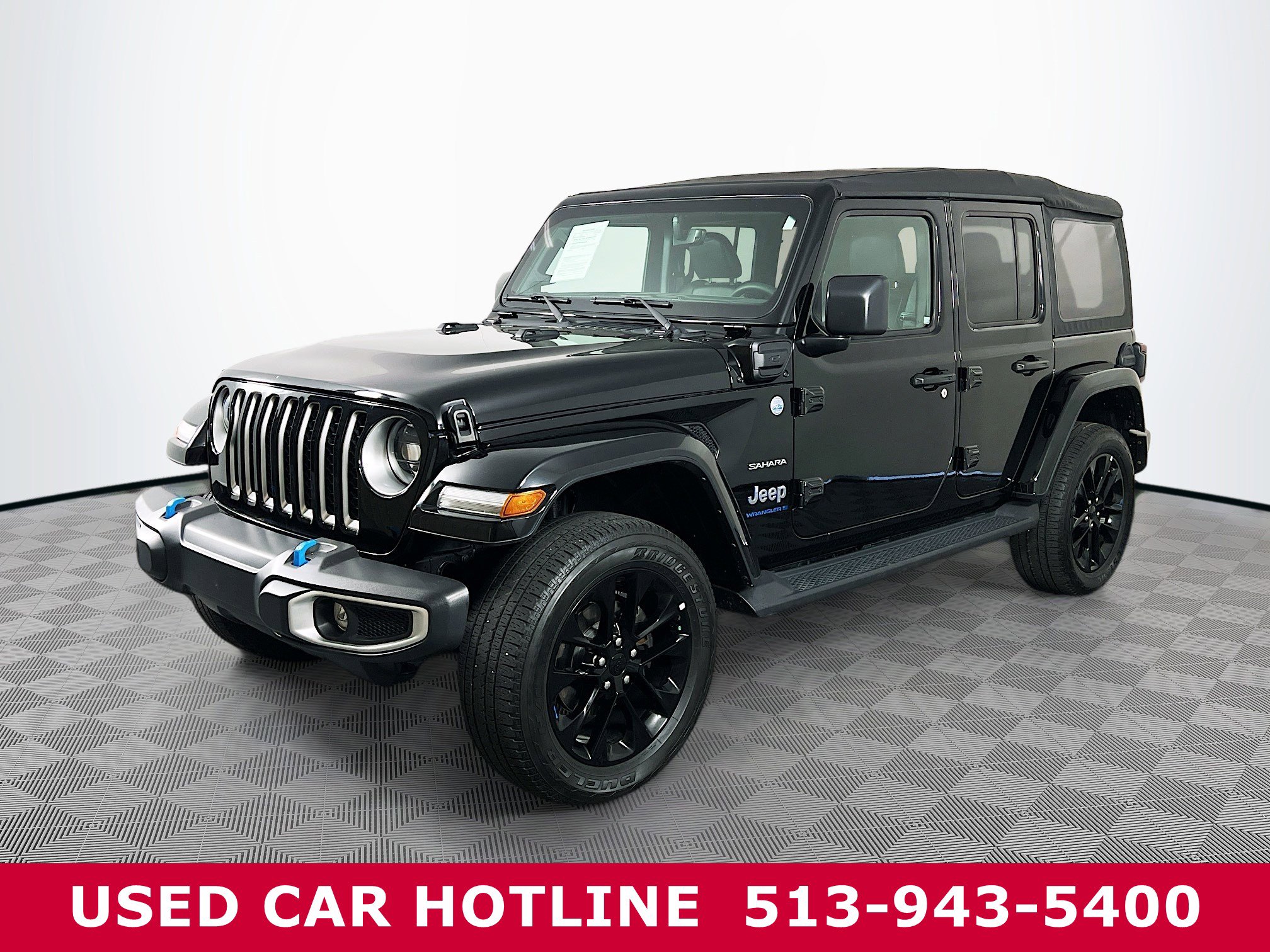 2023 Jeep Wrangler 4xe Sahara photo 2