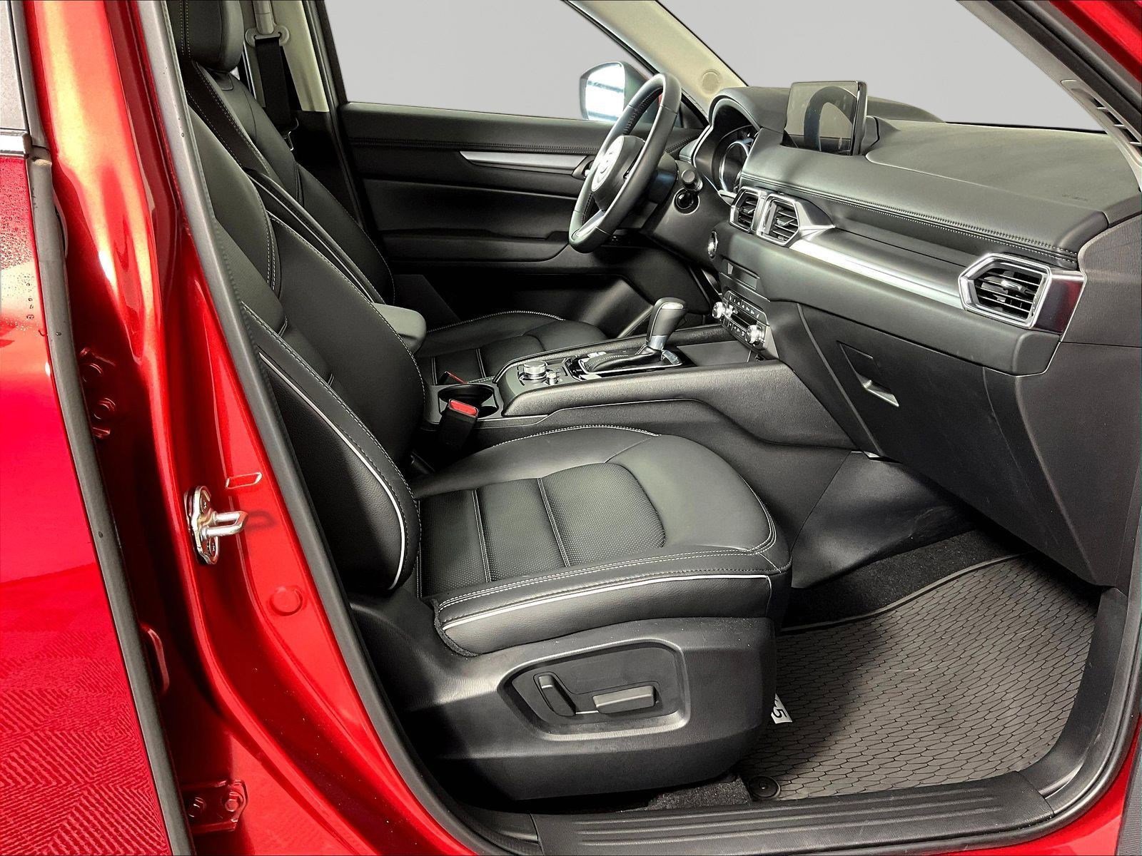 2025 Mazda CX-5 S Preferred package - Photo 26