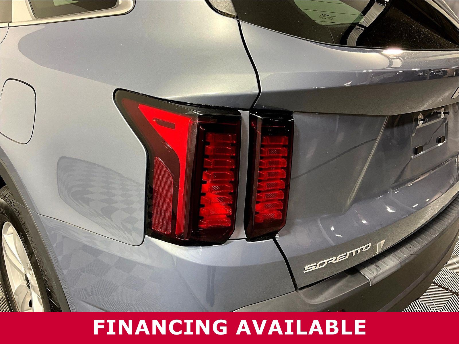 2023 Kia Sorento LX - Photo 23