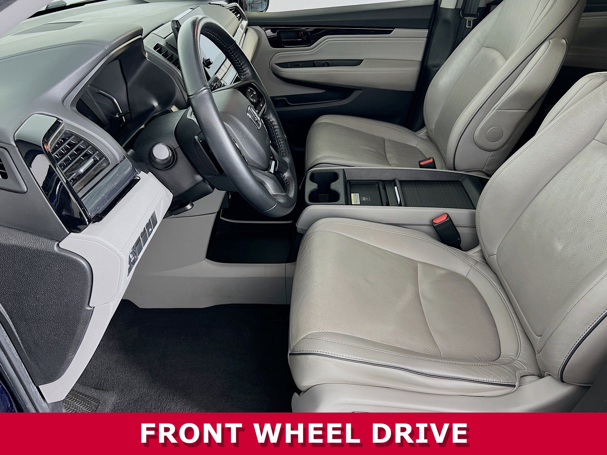 2022 Honda Odyssey Elite photo 2