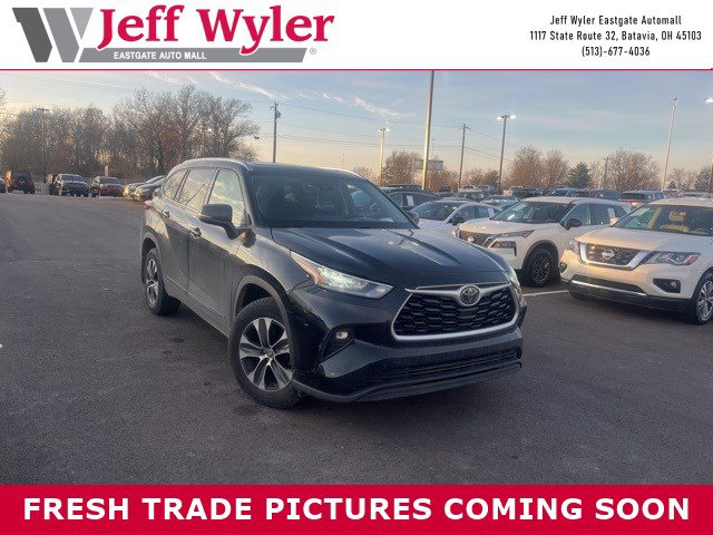 2020 Toyota Highlander XLE's photo