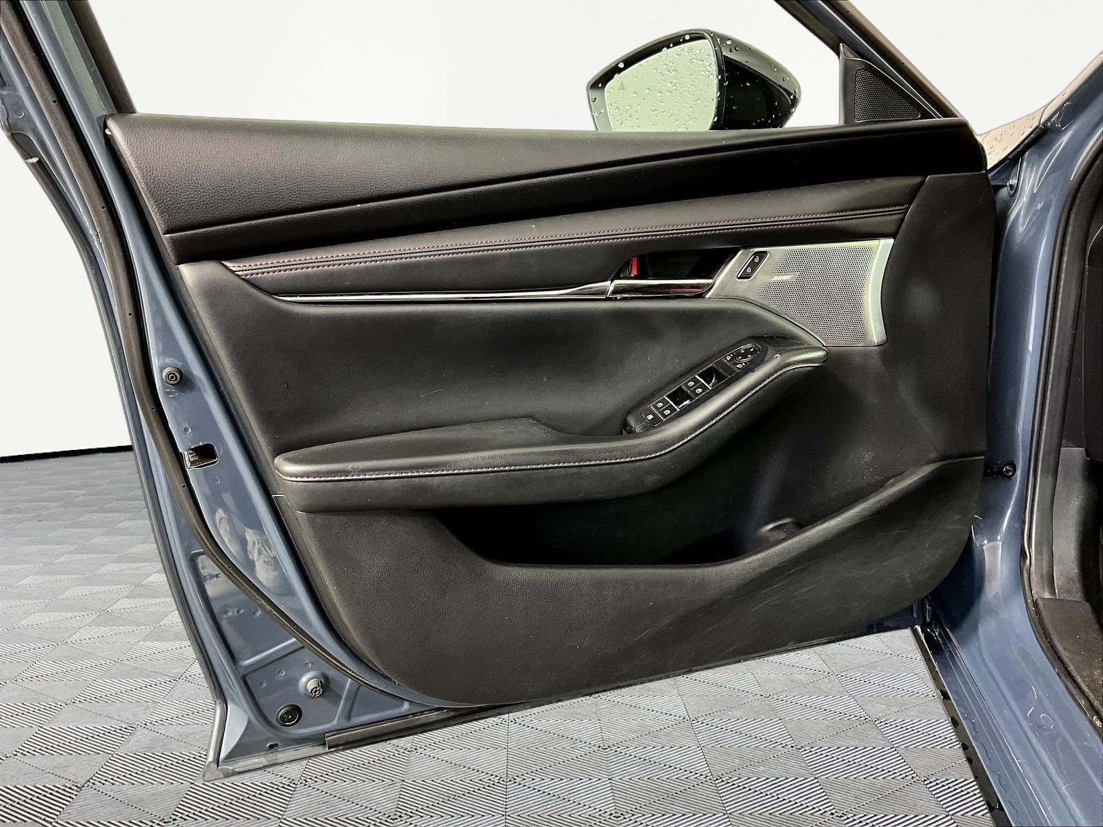 2022 Mazda Mazda3 Carbon Edition - Photo 20