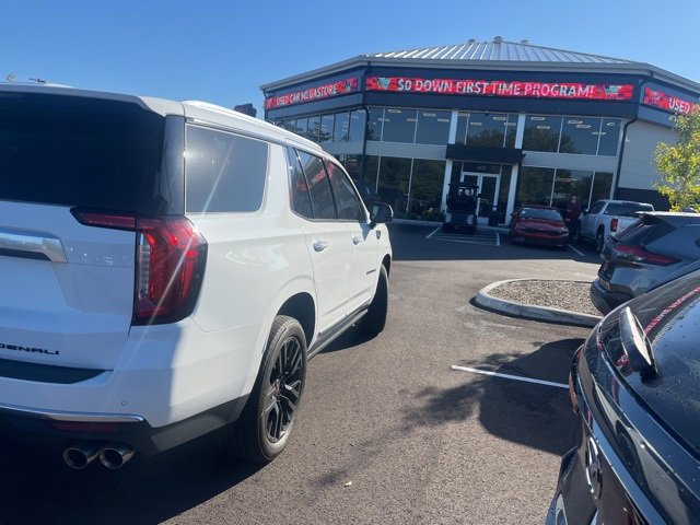 2023 Gmc Yukon Denali photo 2