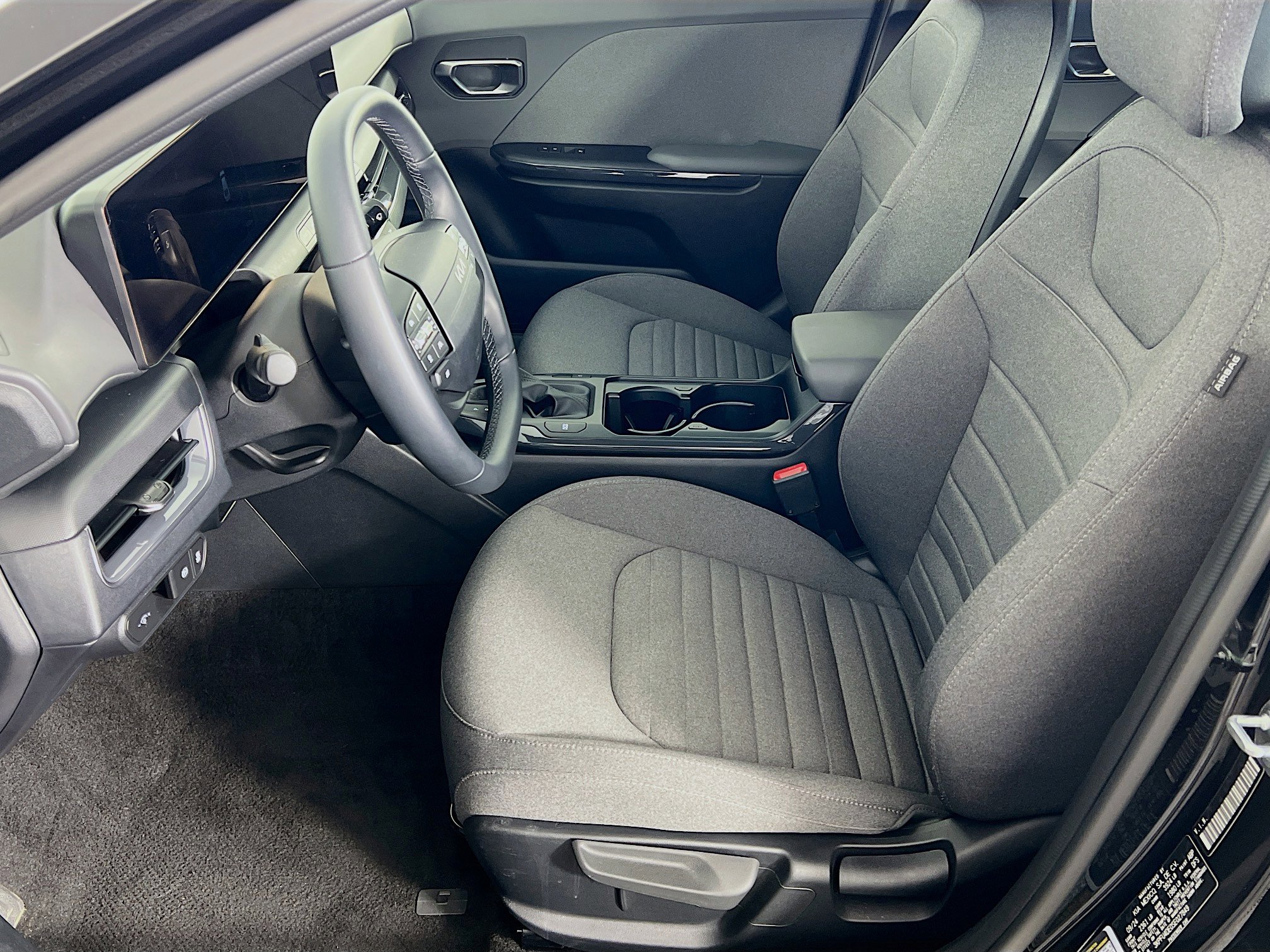 2025 Kia K4 EX photo 3