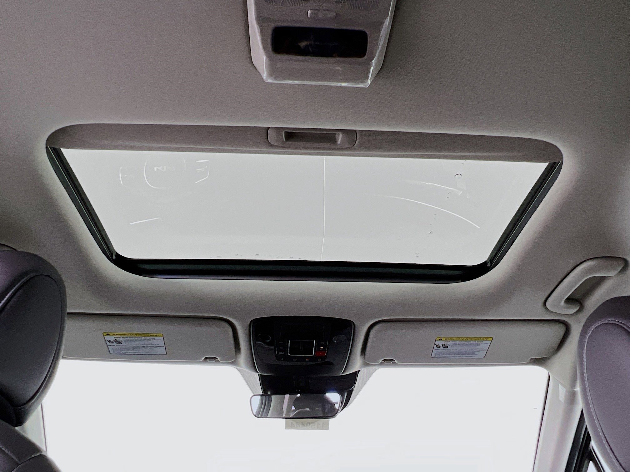 2025 Kia Carnival SX - Photo 27
