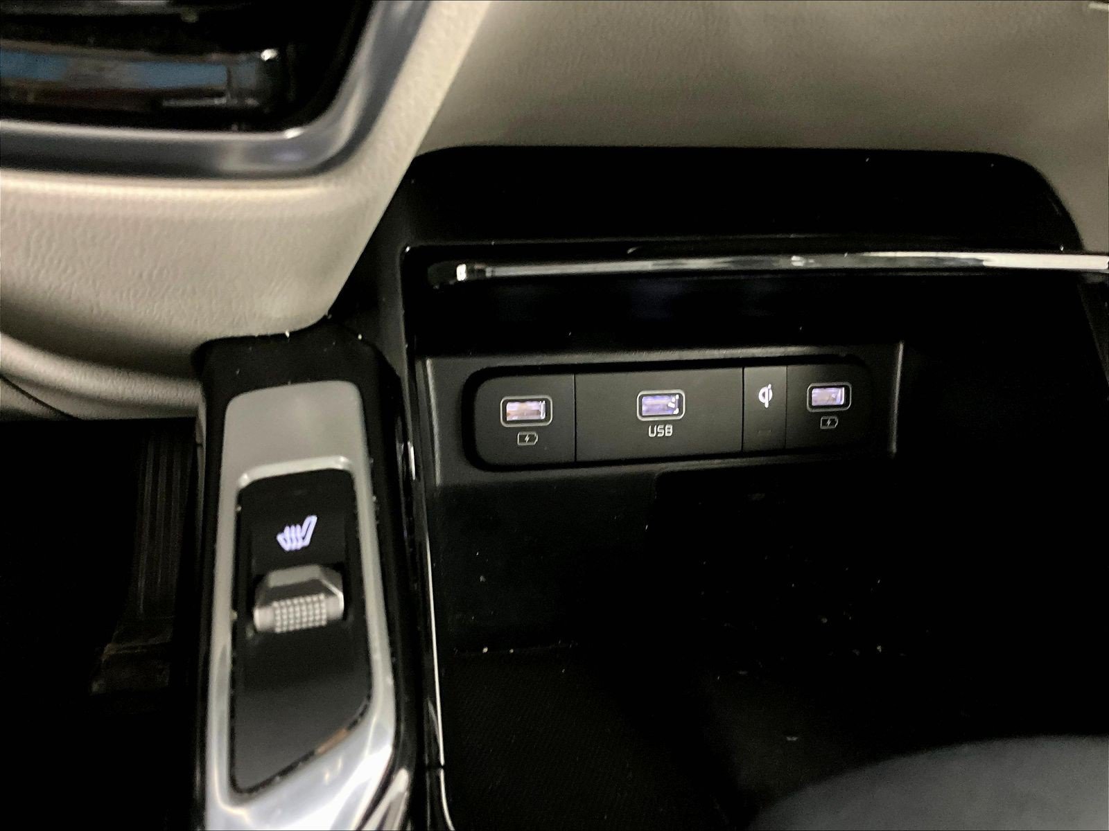 2023 Kia Sorento SX - Photo 19