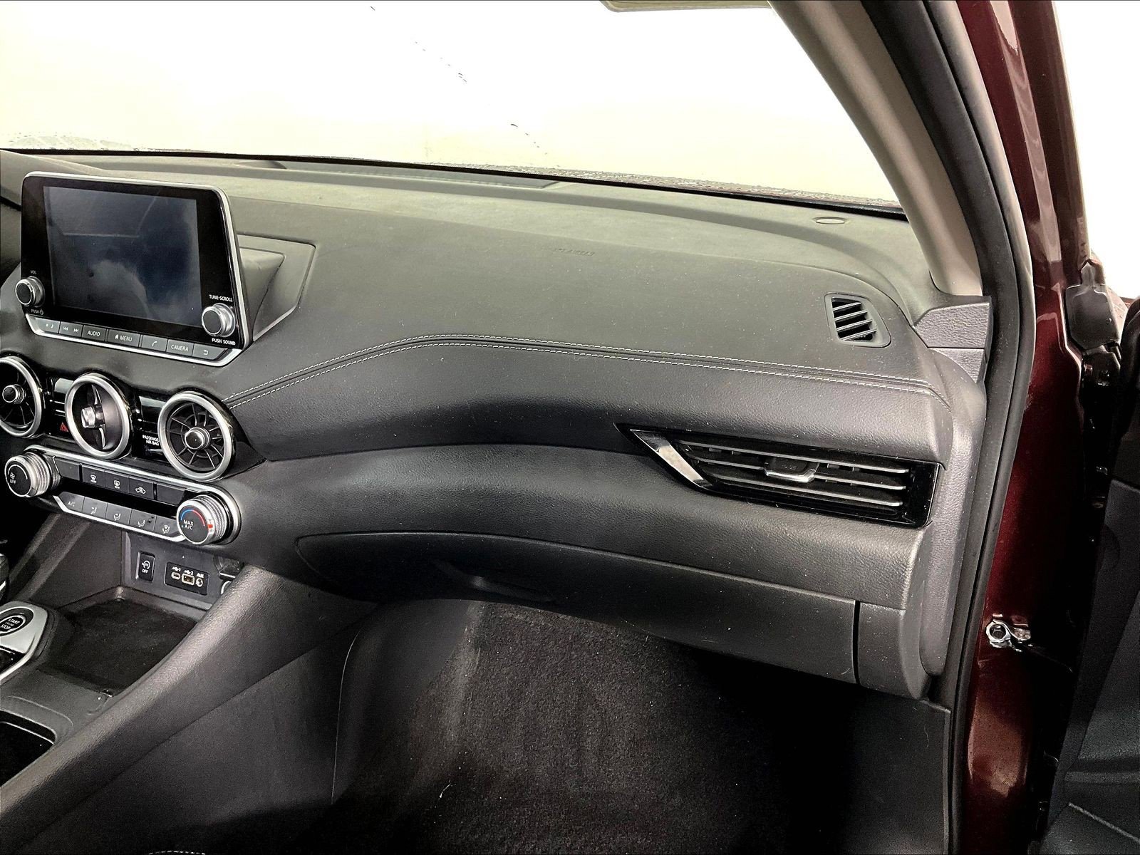 2025 Nissan Sentra SV - Photo 24