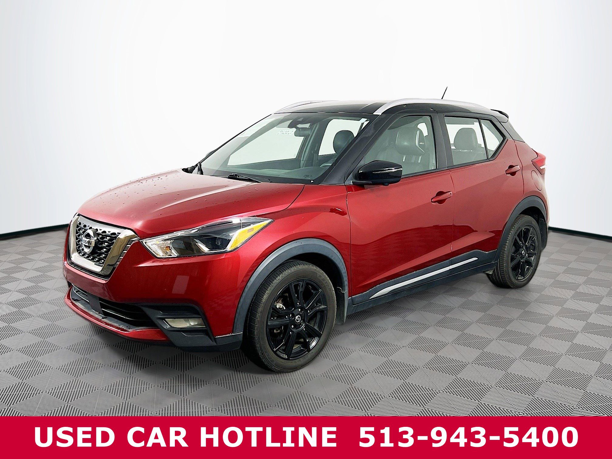 2020 Nissan Kicks SR photo 2