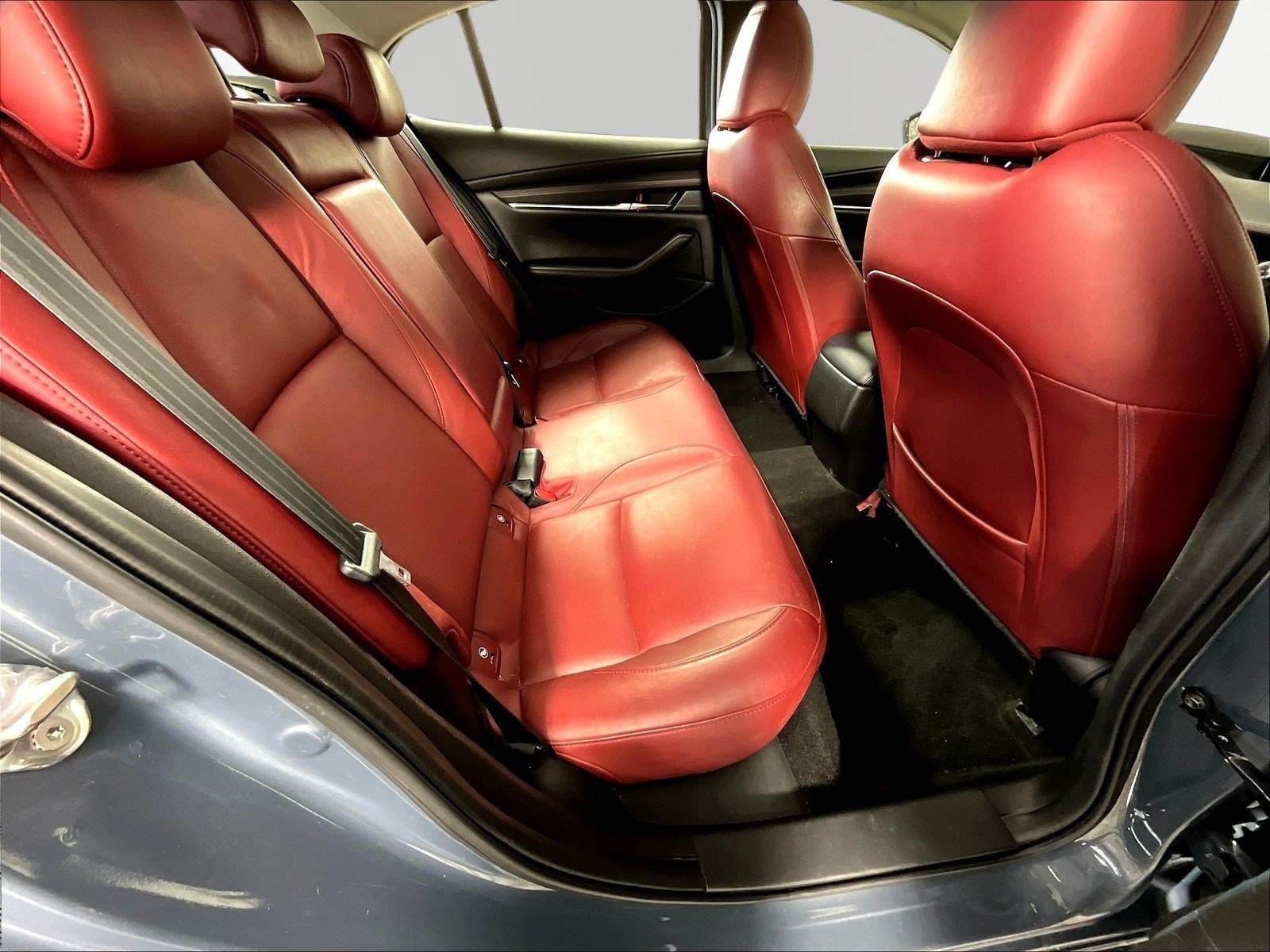 2022 Mazda Mazda3 Carbon Edition - Photo 25