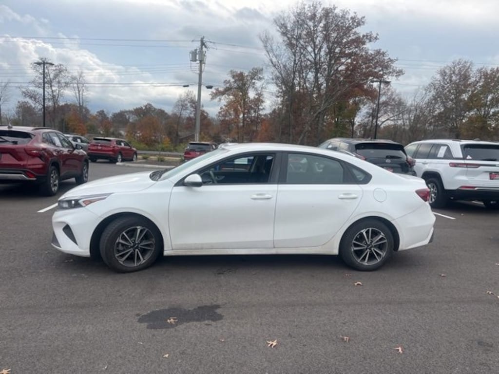 Used 2023 Kia Forte LXS Sedan