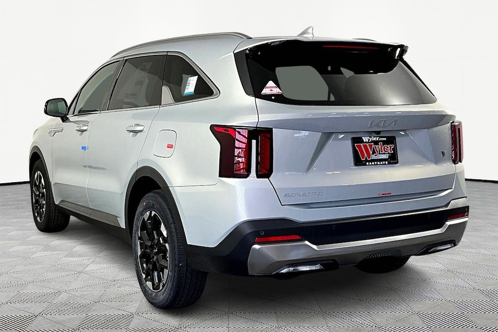 New 2026 Kia Sorento S SUV
