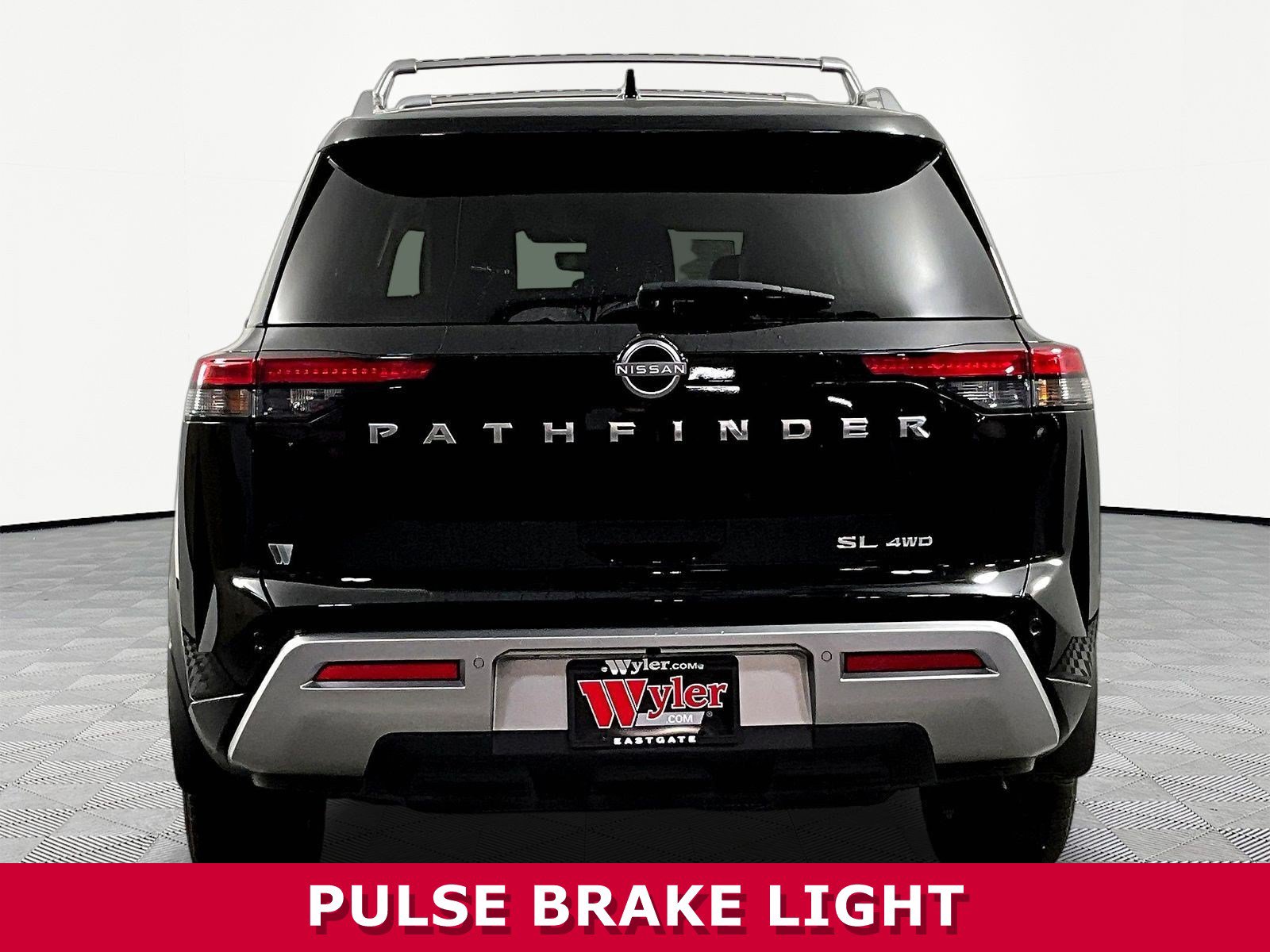 2025 Nissan Pathfinder SL - Photo 7
