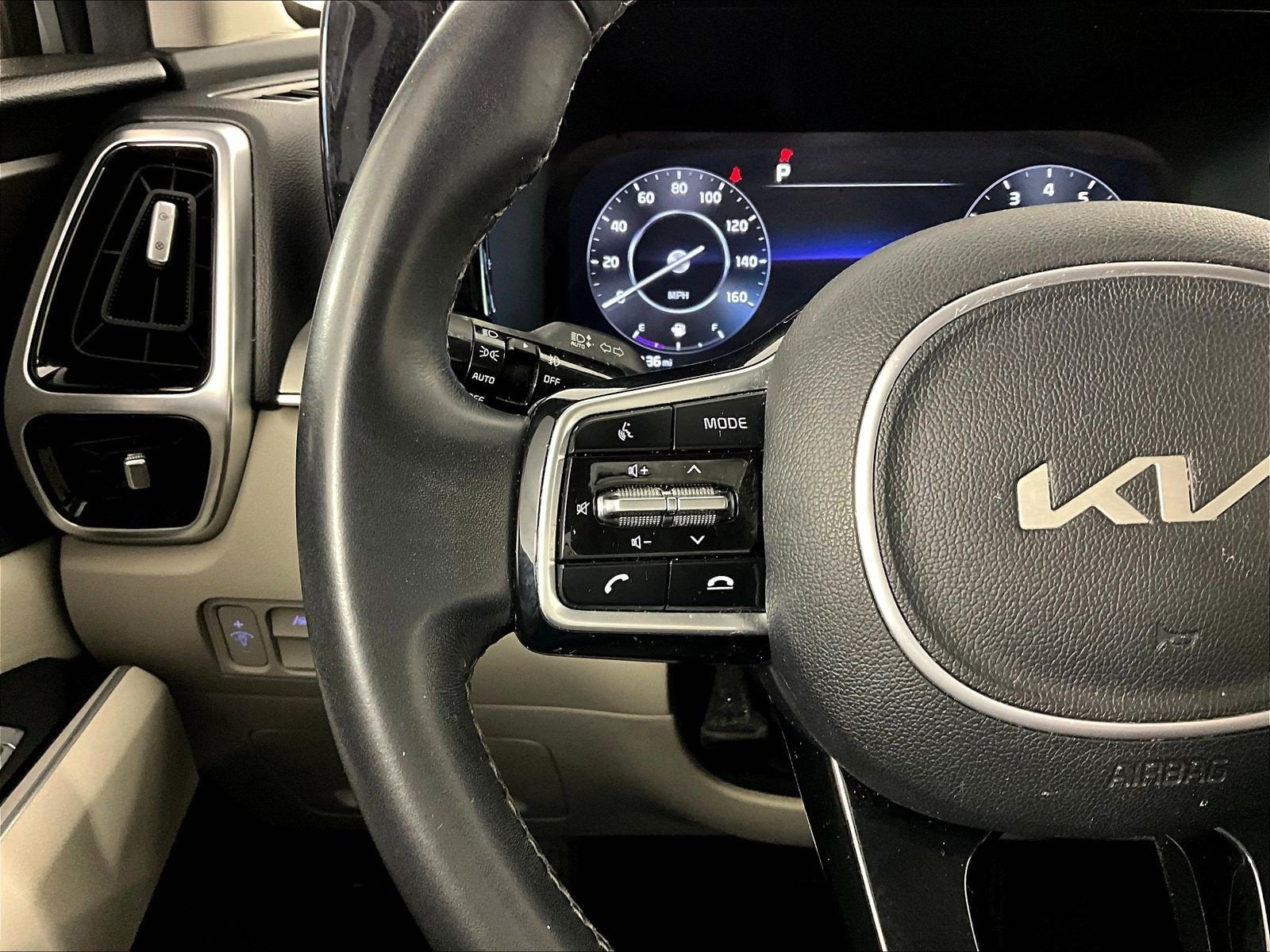 2023 Kia Sorento SX - Photo 14
